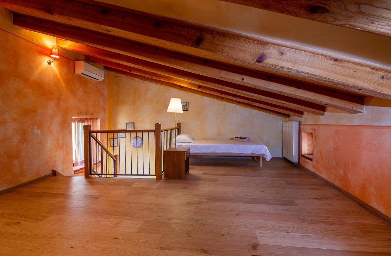 Appartement Alighieri unique à Pula Extérieur photo