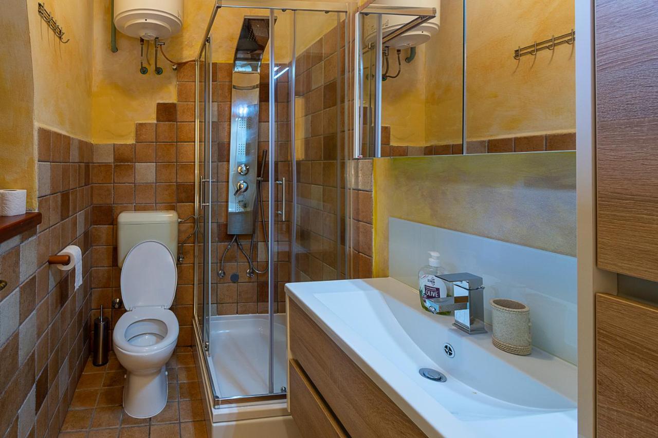 Appartement Alighieri unique à Pula Extérieur photo